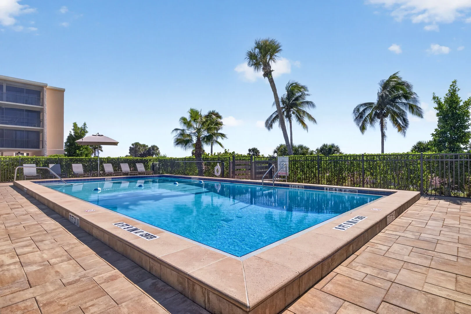 Sundial resort pool